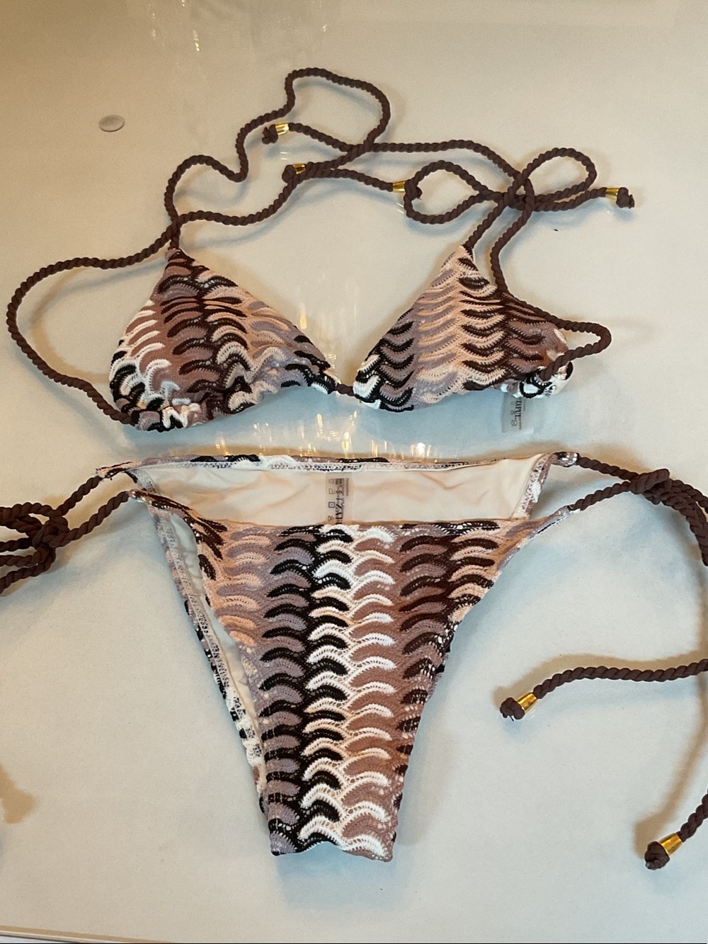 Zaful Women’s Brown Pink Wave-Pattern String Bikini